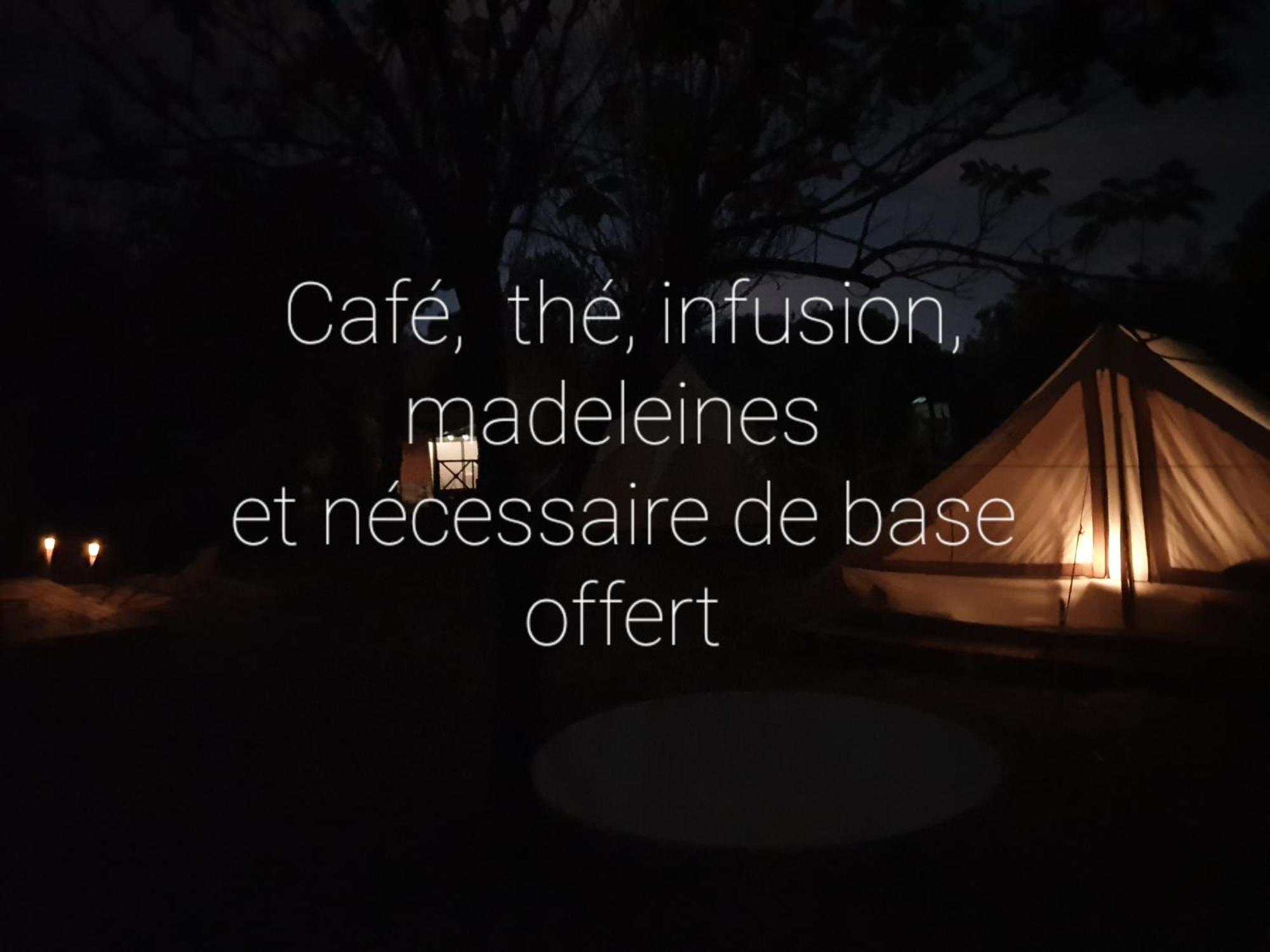 Le Jeklo Hotel Vias Luaran gambar